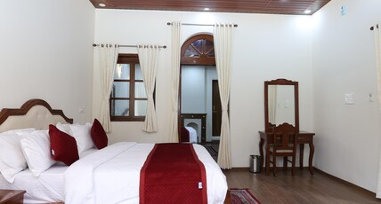 KSTDC Hotel Mayura Sudarshan Ooty Room Type - Heritage Premium Deluxe ( New Block)