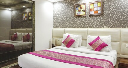 Hotel Elegance @ New Delhi Railway Station Room Type - Deluxe Room Hotel Elegance @ New Delhi Railway Station Room Type - Deluxe Room