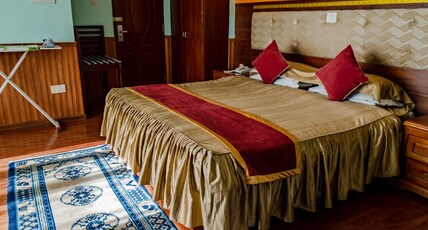 Little Tibet Resort Mall Road Room Type - Executive Room with Balcony