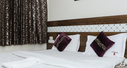 Hotel Stay Well Dx Room Type - Deluxe Room