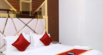 The Grand Park Room Type - DELUXE ROOM The Grand Park Room Type - DELUXE ROOM