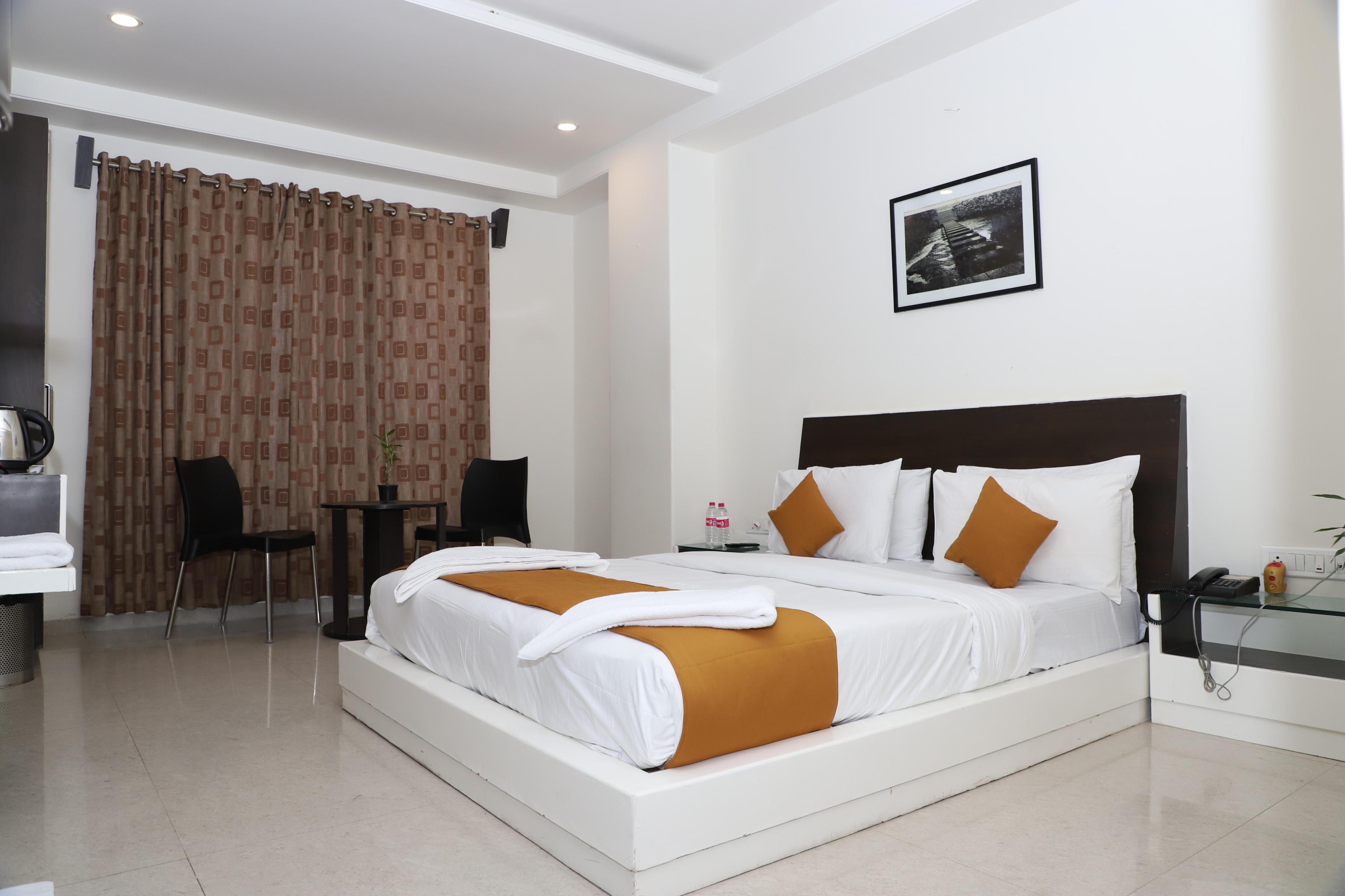 Hotel Sai Bansi (100 Meter from Saibaba Samadhi Temple) Room Type - Superior Room