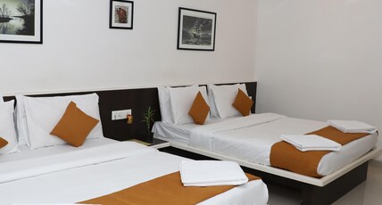Hotel Sai Bansi (100 Meter from Saibaba Samadhi Temple) Room Type - Family Room 4 Bedded AC