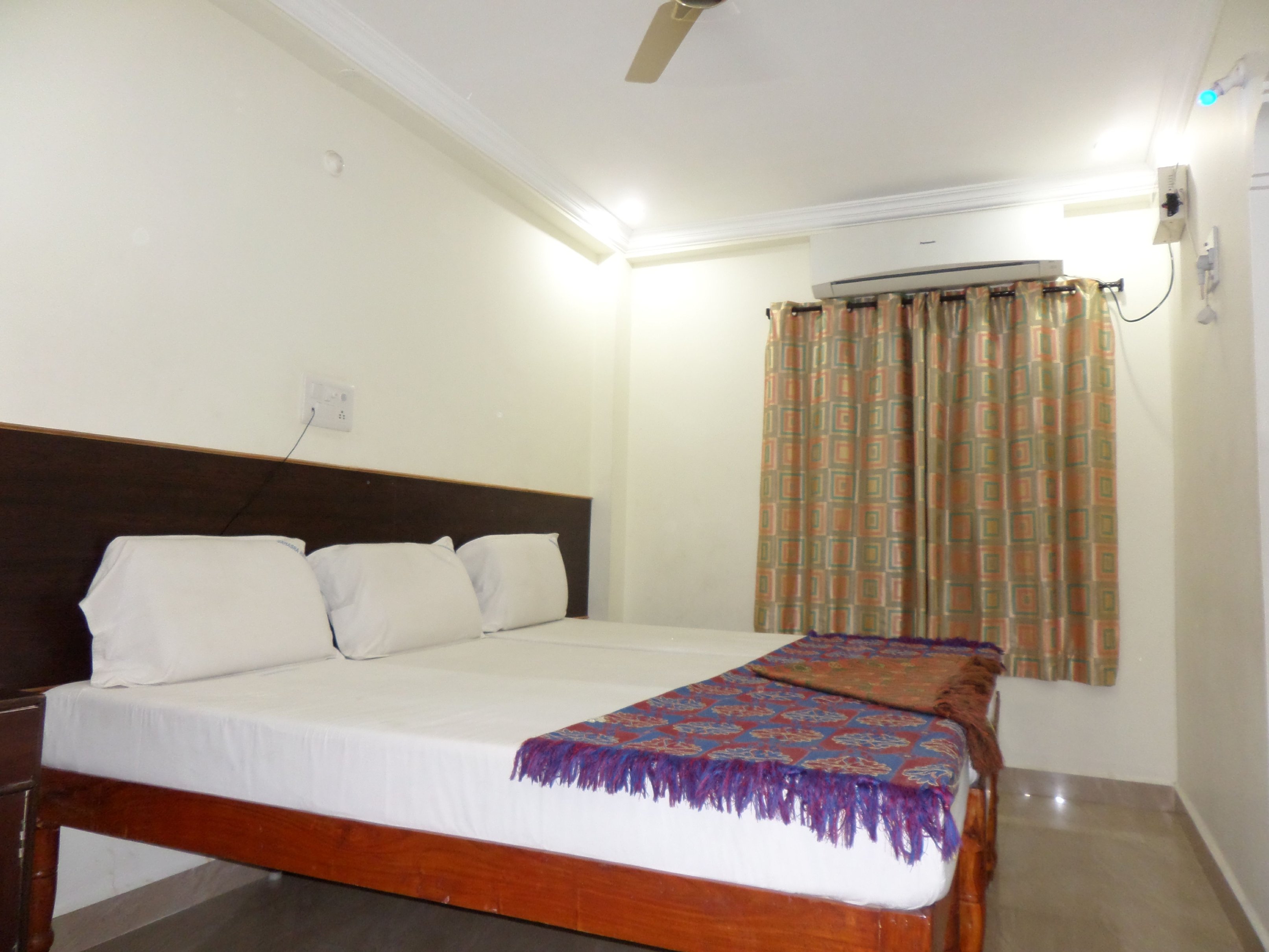 Hotel Sahasra Residency Room Type - 3 Bedded AC Family Room