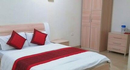 Rainforest Resort. Room Type - Deluxe Room