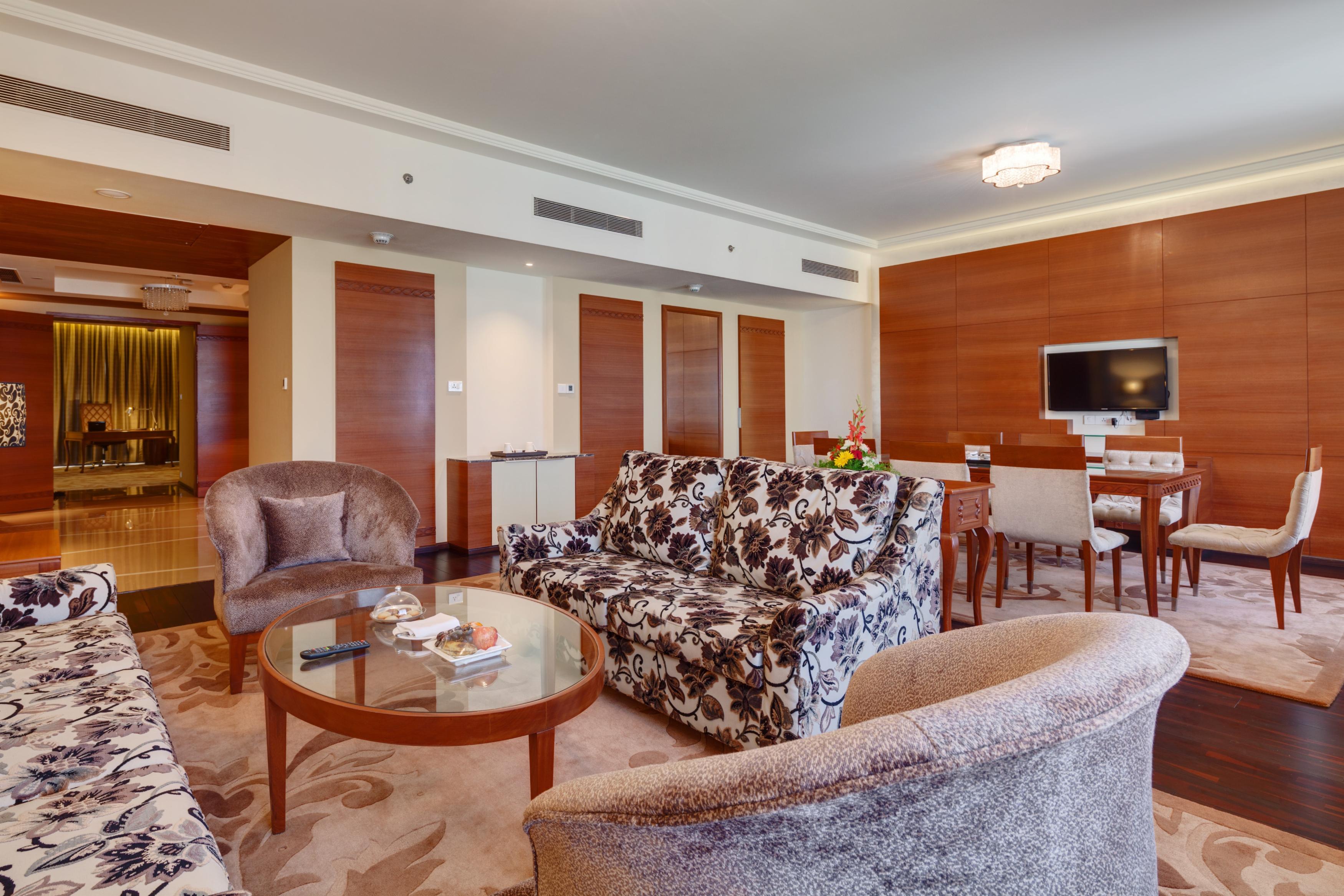 Balaji Sarovar Premiere Room Type - Suite - 1 Double Bed