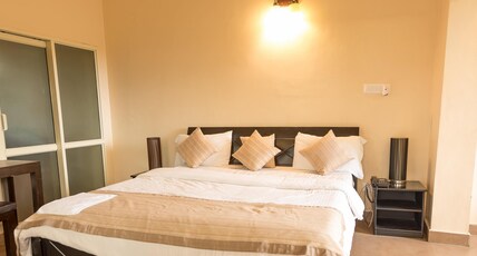 Bota Royal Room Type - Luxury Room