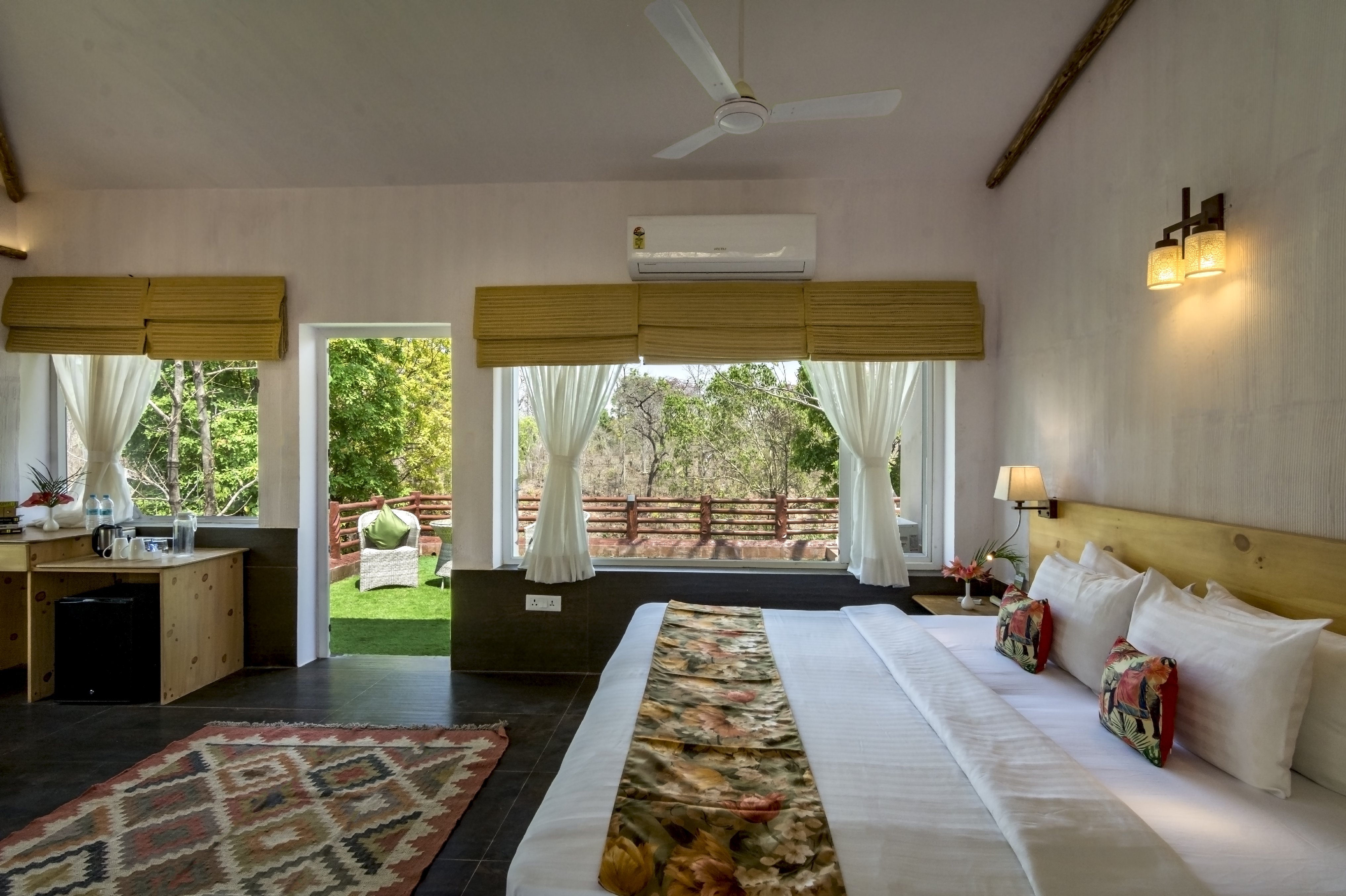 The Riverwood Forest Retreat-Pench - Tap to explore photos