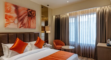 Hotel Saket 27 Room Type - Deluxe Room