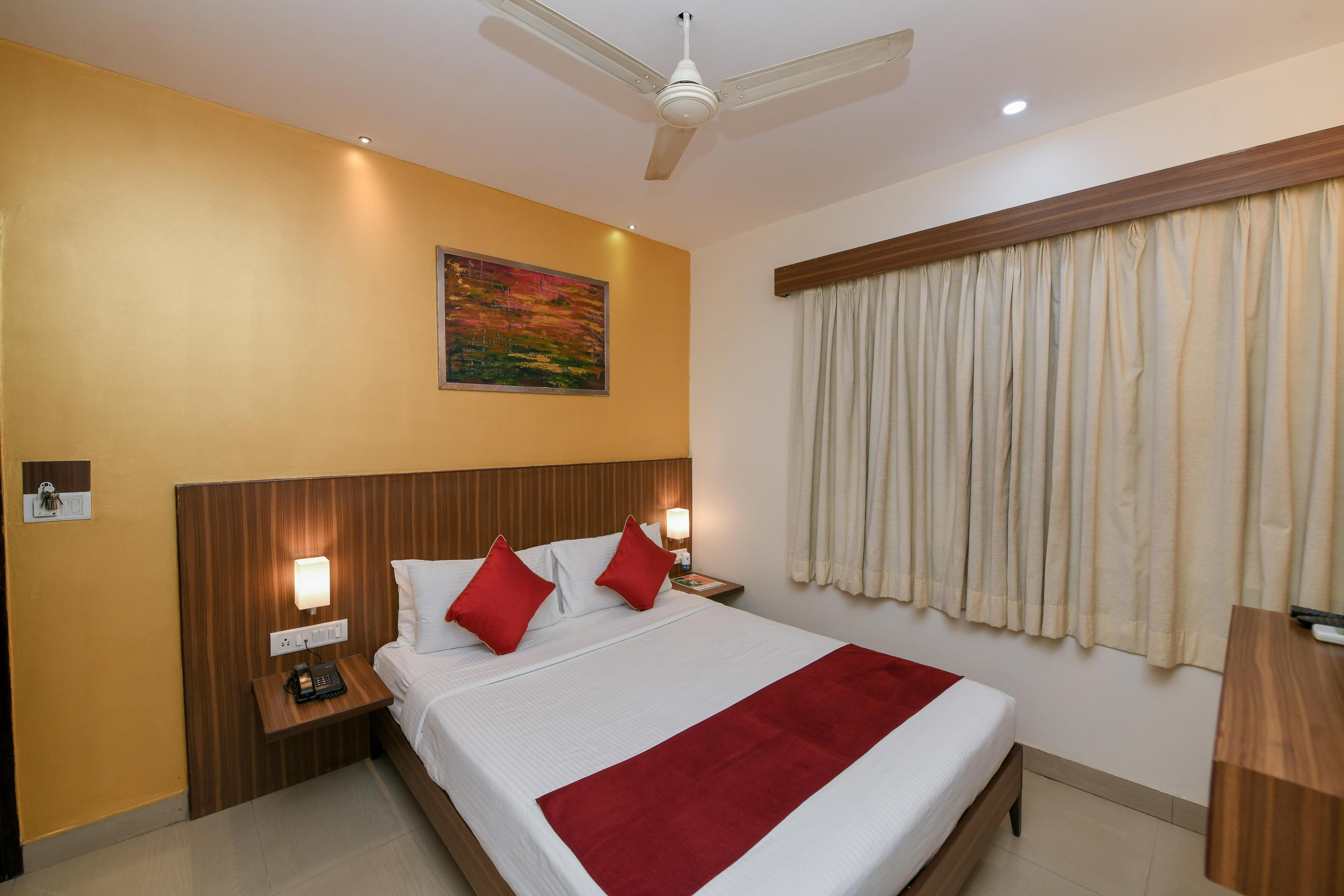 La Sara Comforts Room Type - Deluxe Room