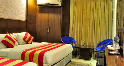 Hotel Shelton @ Paharganj Room Type - Deluxe Triple Room With Free Wi-Fi