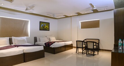 Hotel Karan Villas Room Type - King Room for Four Guests