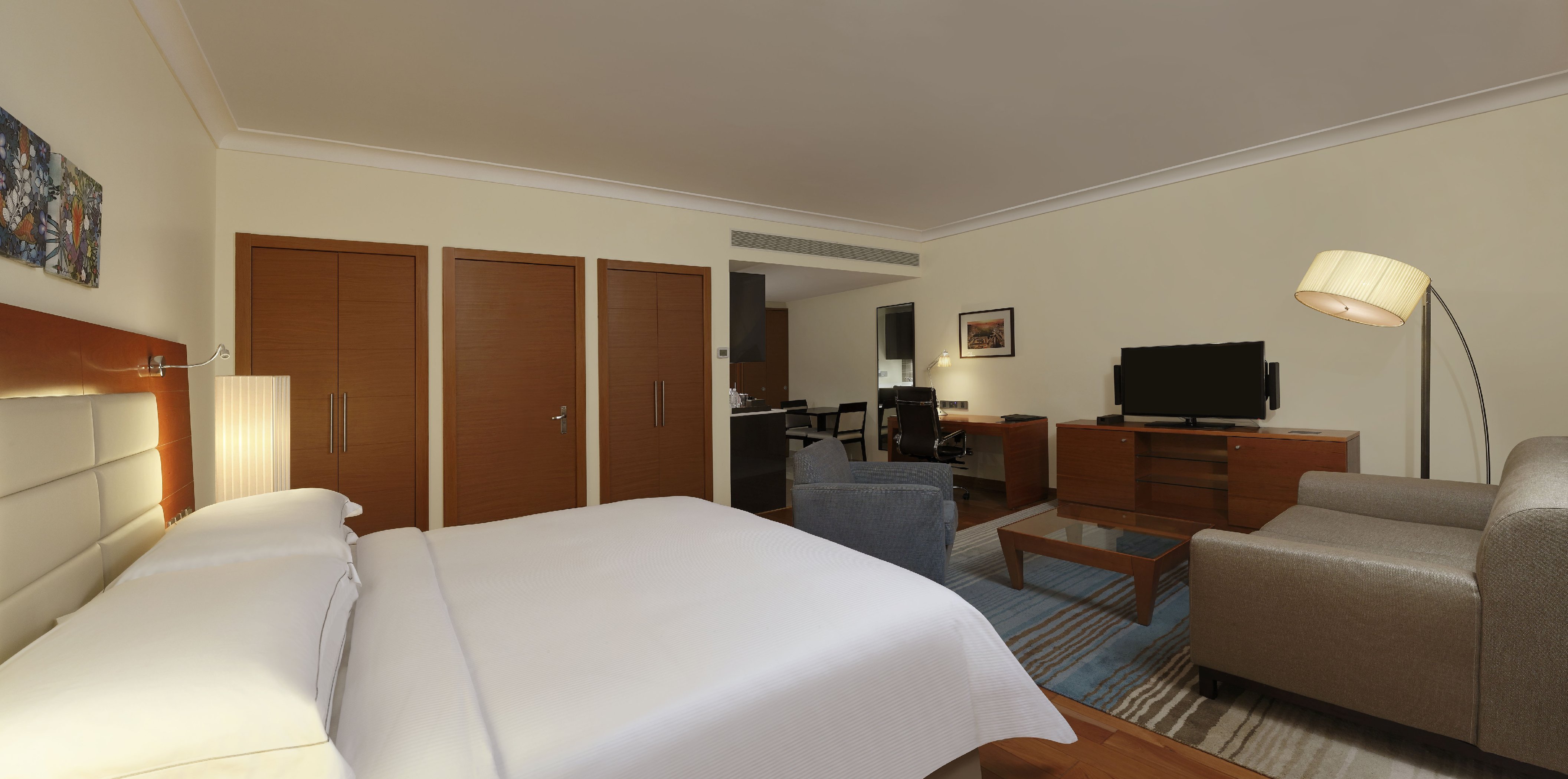 Hilton Bangalore Embassy GolfLinks - Tap to explore photos