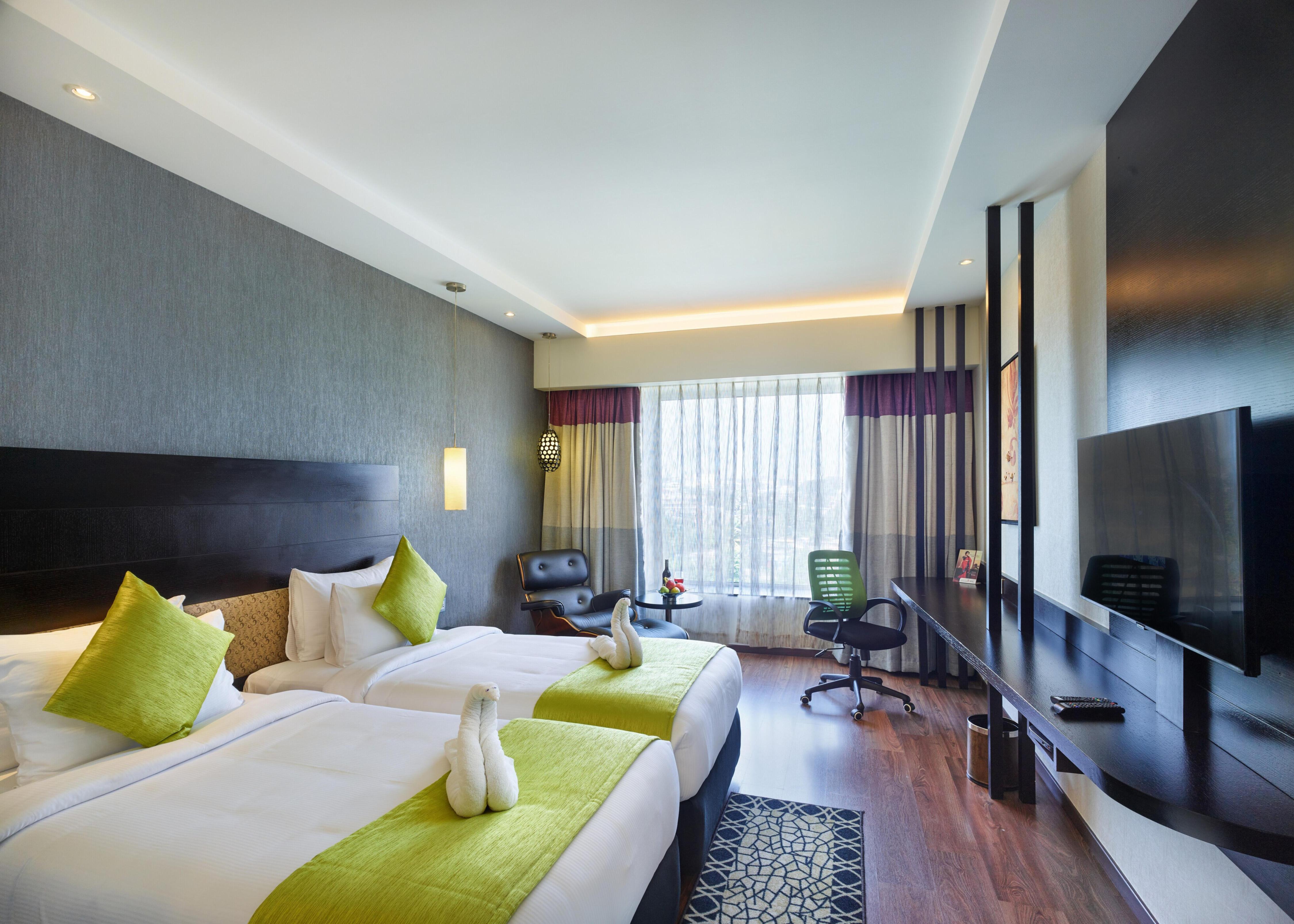 Hycinth Hotels Room Type - Club Room with Lounge Access