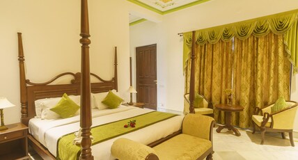 Devraj Villa By Fourkeys Hospitality Room Type - Mountain View Room with Private Sit Out