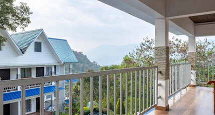 Eterno Camellia and Elettaria Room Type - Executive Valley View Suite AC with Balcony Eterno Camellia and Elettaria Room Type - Executive Valley View Suite AC with Balcony
