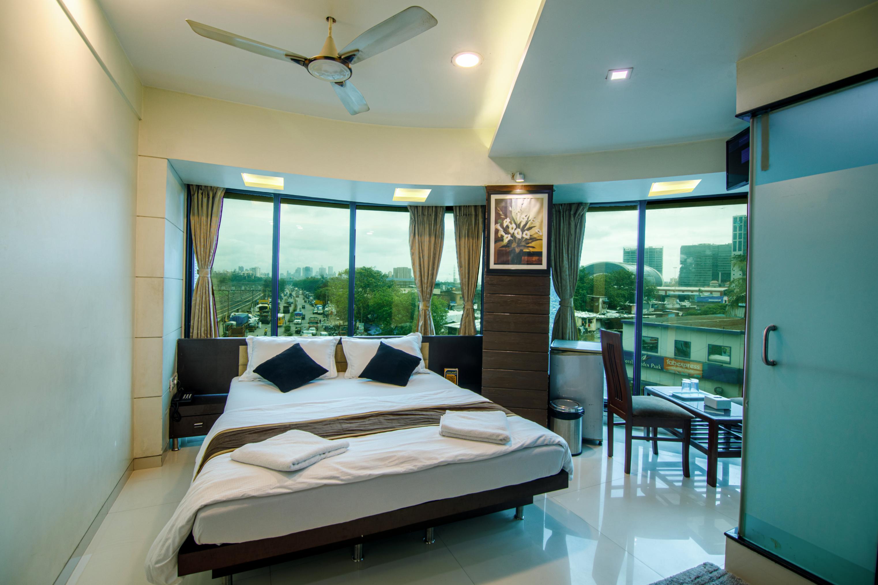 La Hotel Metro Room Type - Superior Room