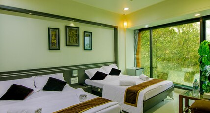 La Hotel Metro Room Type - Quadruple Room