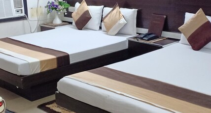 Hotel Su Shree Continental Room Type - Family Room with 2 Double Bed  04 Pax AC