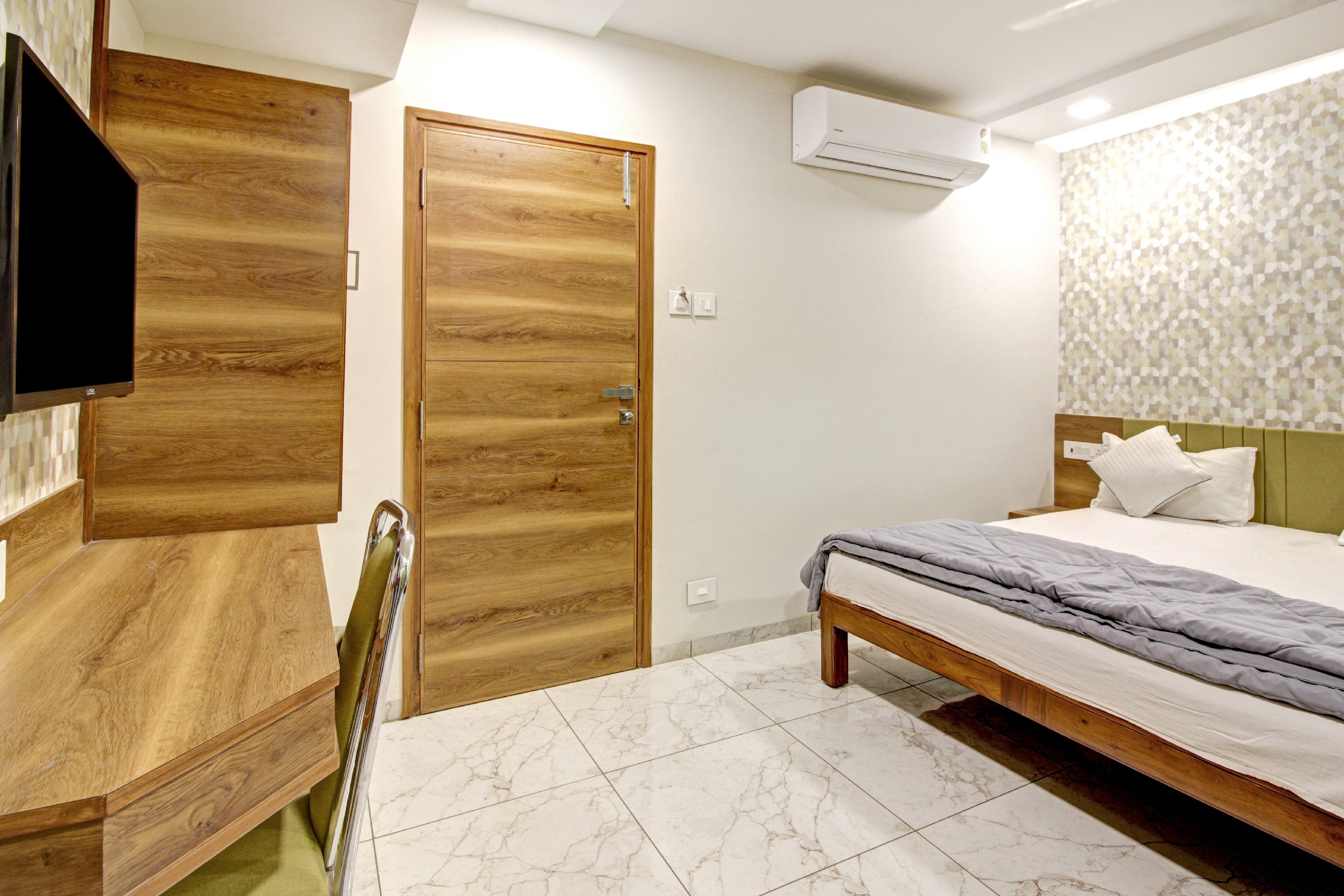 HOTEL PRUDENT Room Type - Suite