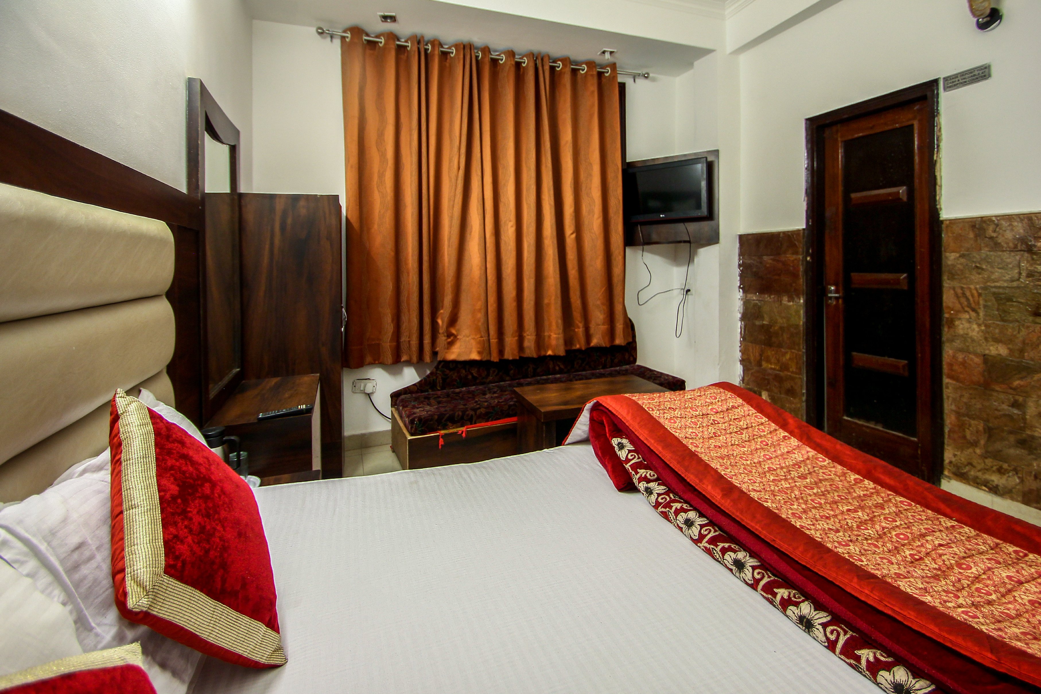 Hotel Katra Residency - Tap to explore photos