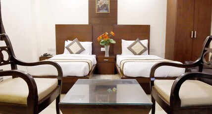Hotel Paradise Inn Room Type - Executive Room