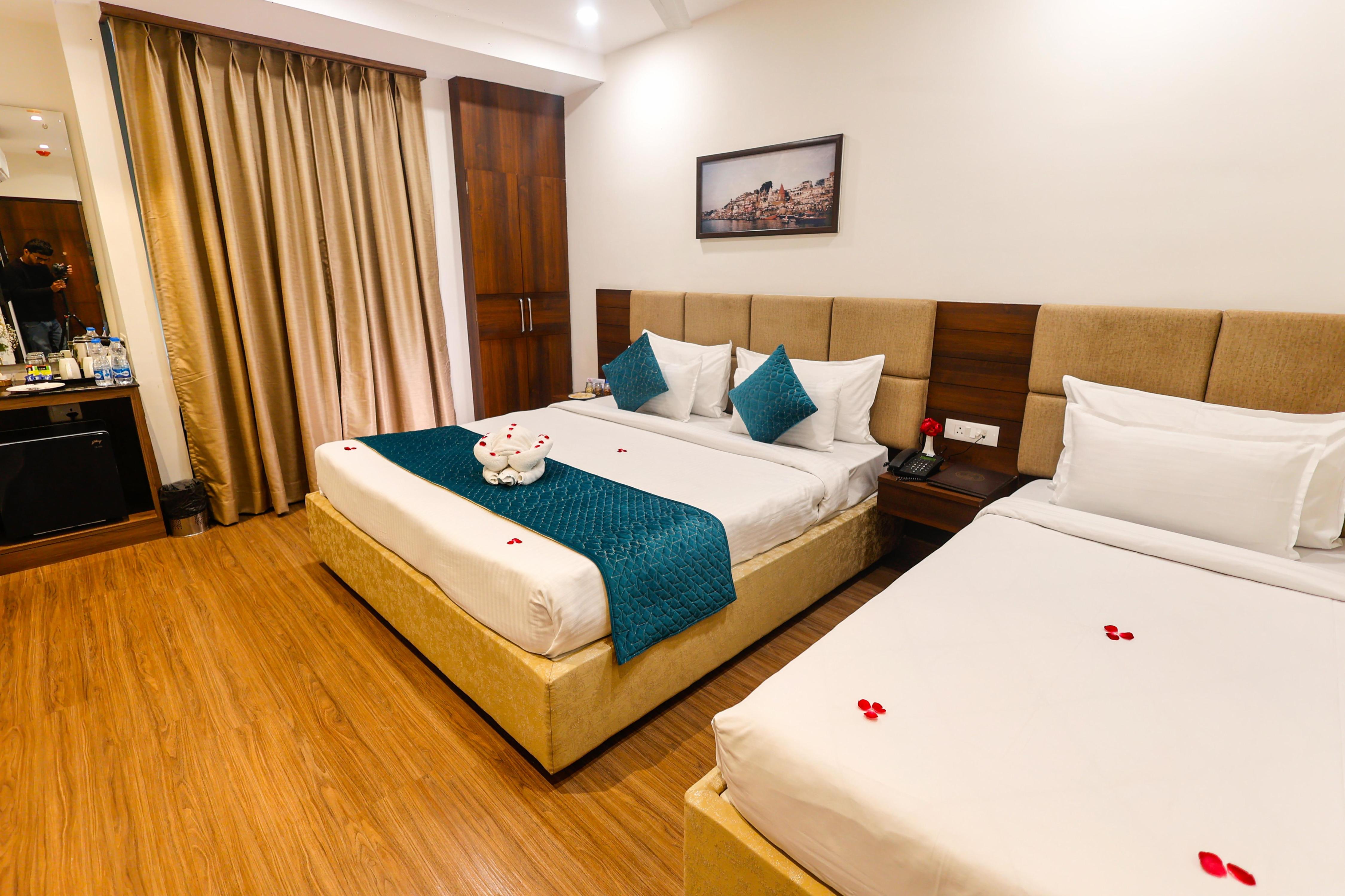 Hotel Dolphin International Room Type - Executive Triple room