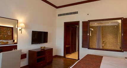 The Leela Ashtamudi, A Raviz Hotel Room Type - Grand Heritage