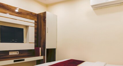 Hotel Star Palace 1 Mins from New Delhi Railway Station & Connaught Place Room Type - Deluxe AC Room With Free WIFI