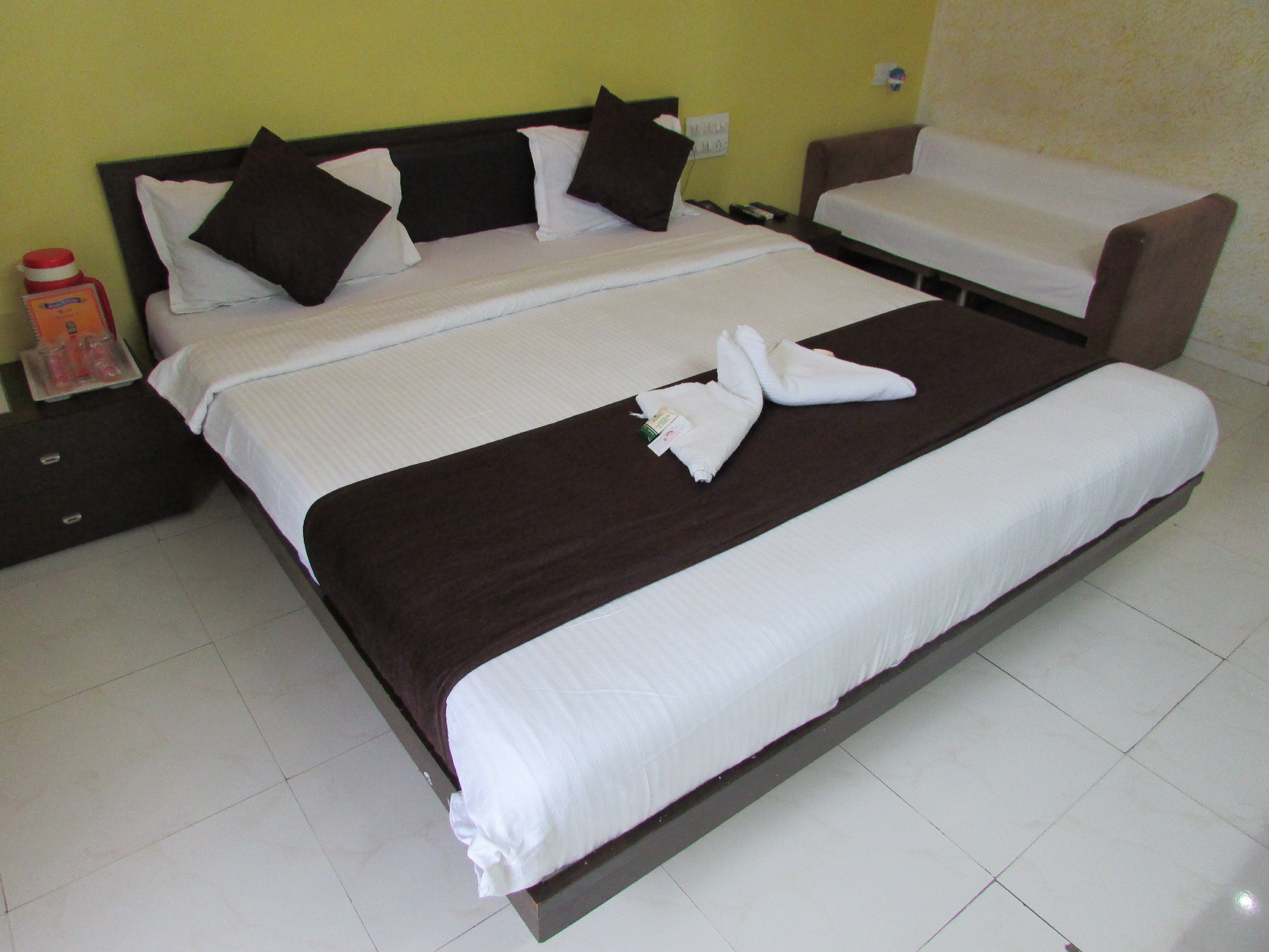 Hotel Rudra Regency - Tap to explore photos