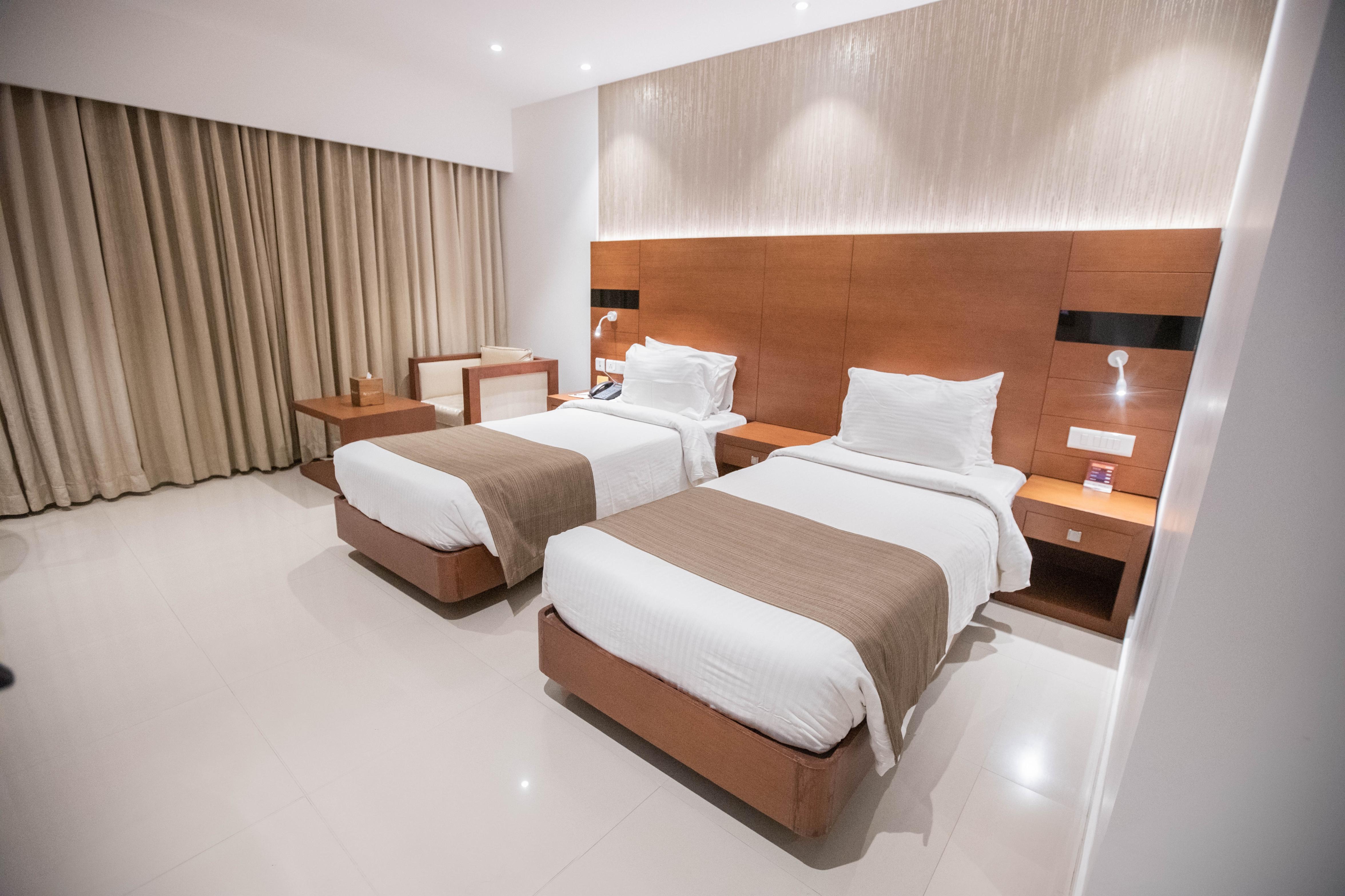 Hotel Niya Regency Room Type - Standard Room (Twin Bed)