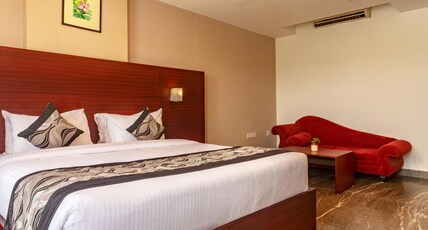 Zip By Spree Hotels Mangala Towers Thrissur Room Type - Executive Room Zip By Spree Hotels Mangala Towers Thrissur Room Type - Executive Room
