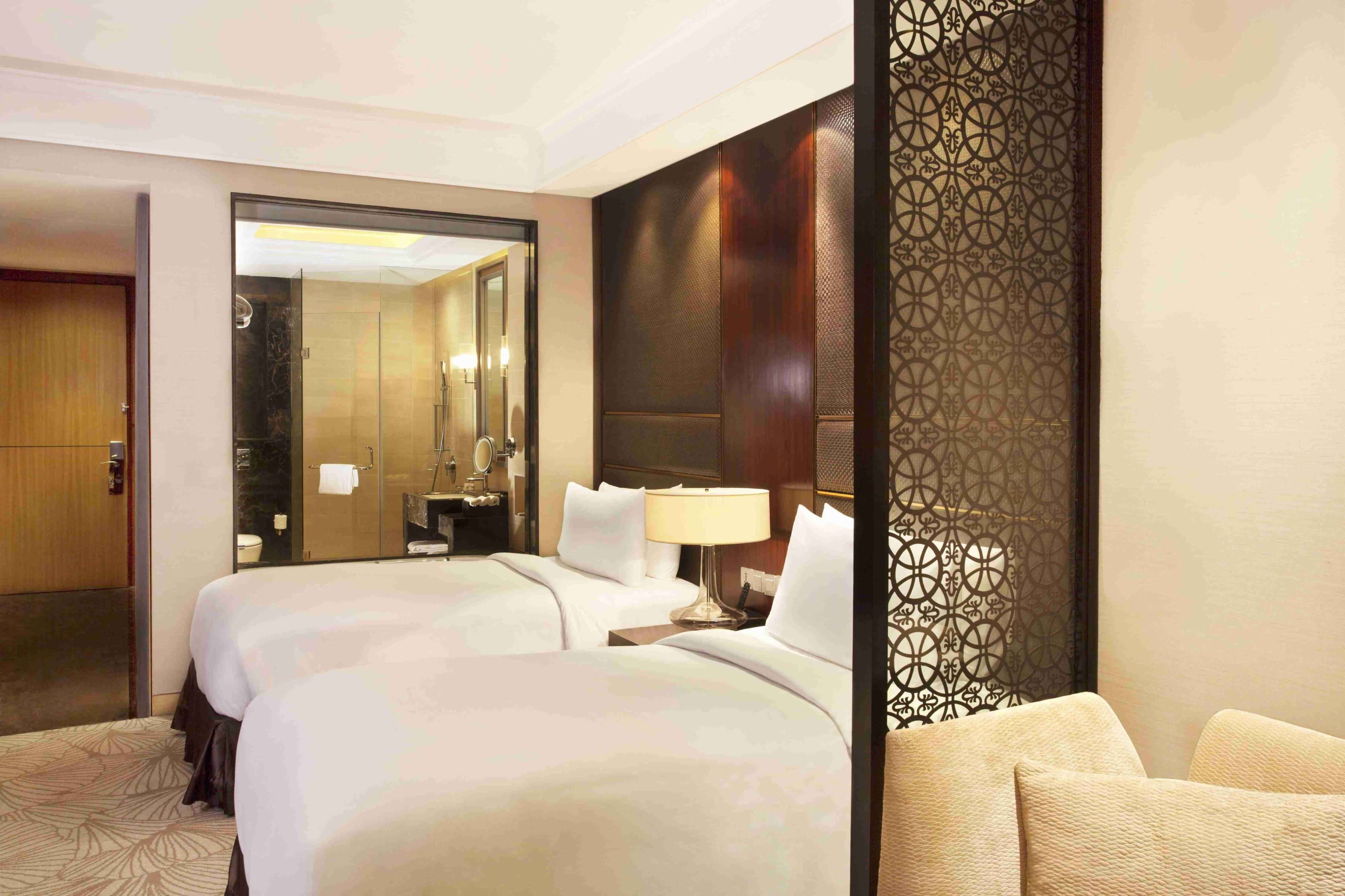 Crowne Plaza, Mayur Vihar, an IHG Hotel - Tap to explore photos