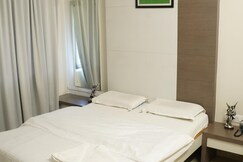 Hotel Aashish Deluxe Lodging