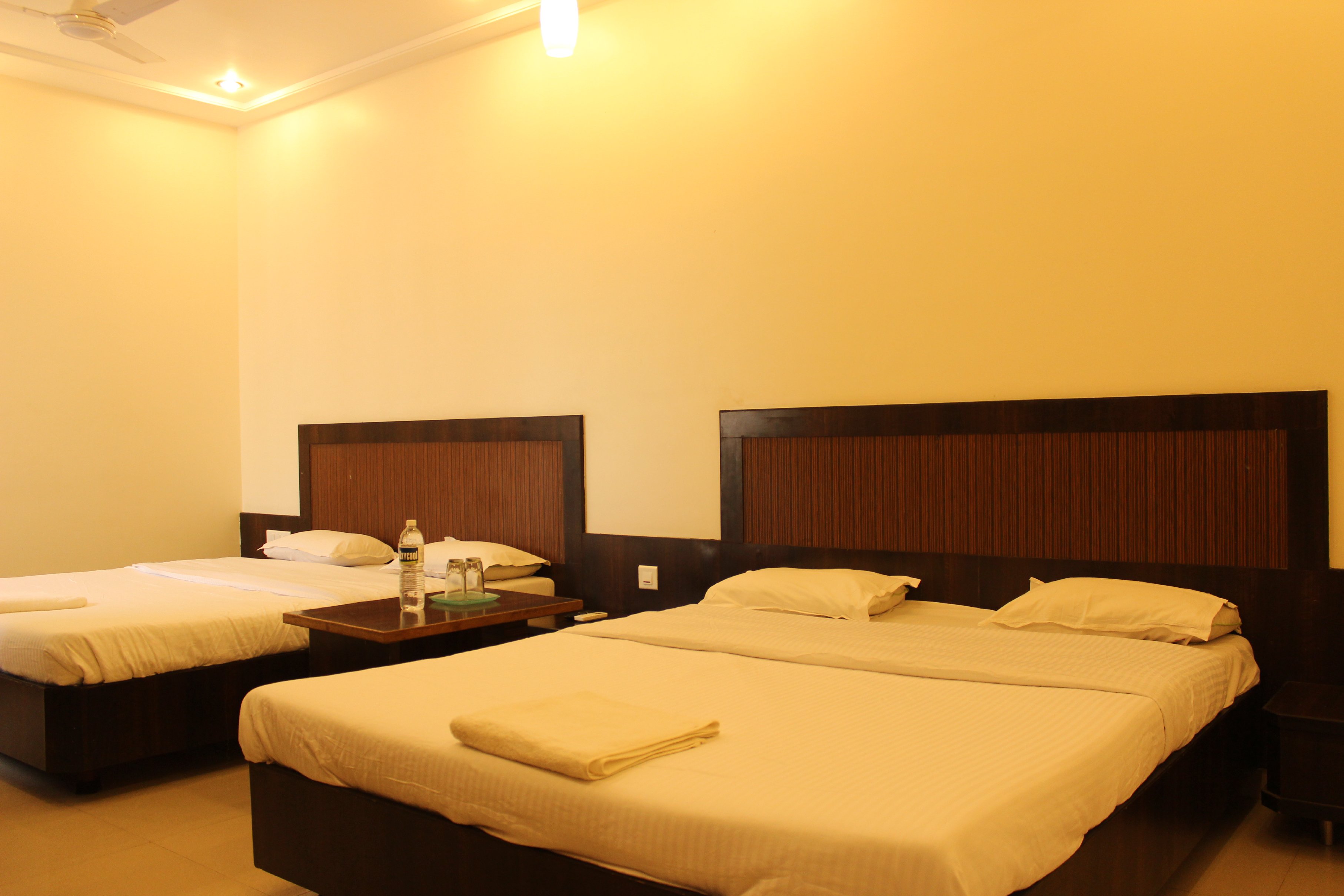 Hotel Sai Ramanand Room Type - Family Room Four Bed Non Ac