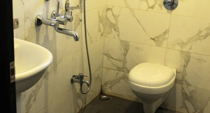 Hotel Sai Ramanand - 5 mins to Saibaba Mandir Room Type - Double Bed A.C. Hotel Sai Ramanand - 5 mins to Saibaba Mandir Room Type - Double Bed A.C.