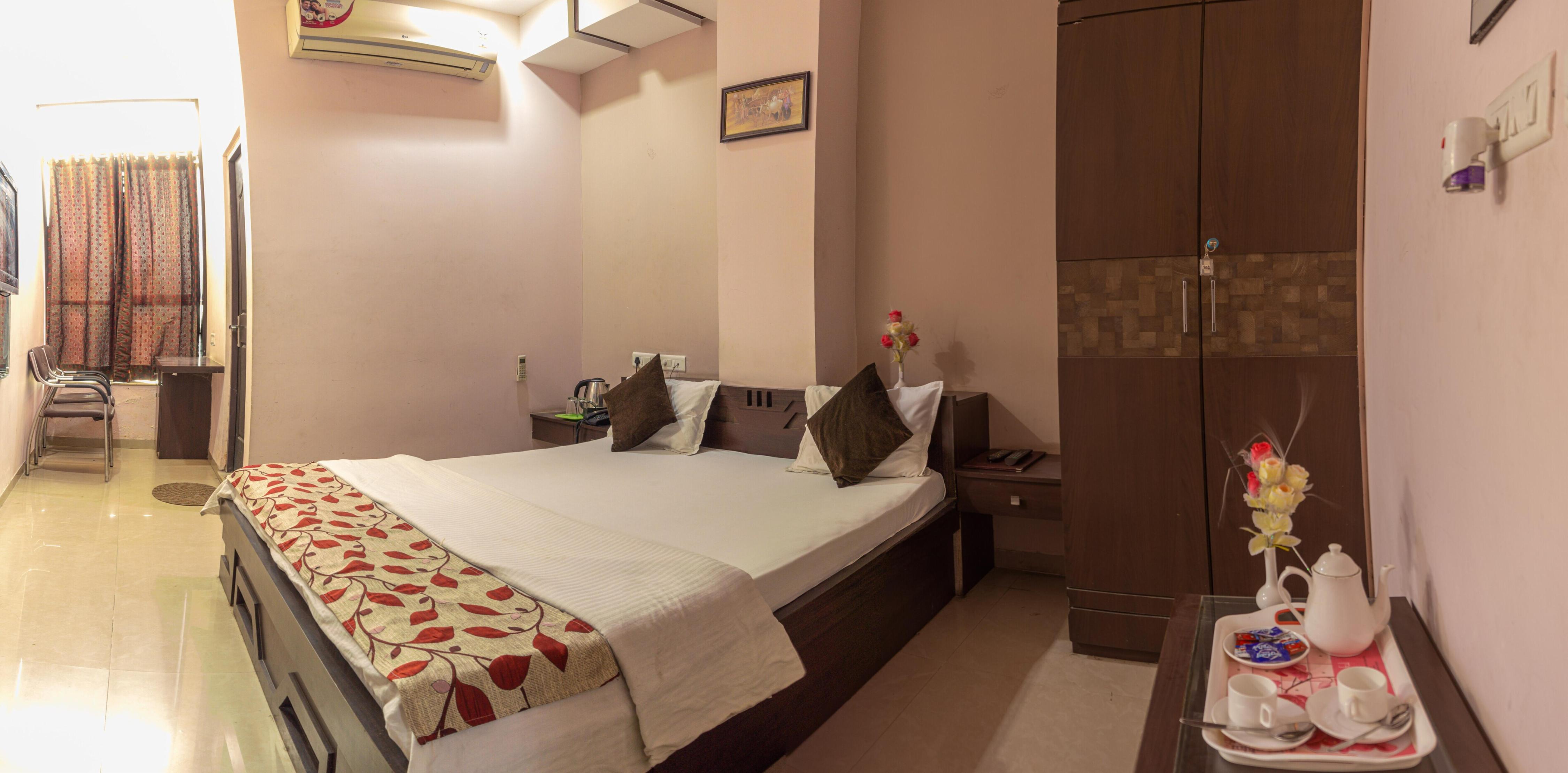 Hotel Shivam Fort View Room Type - Deluxe
