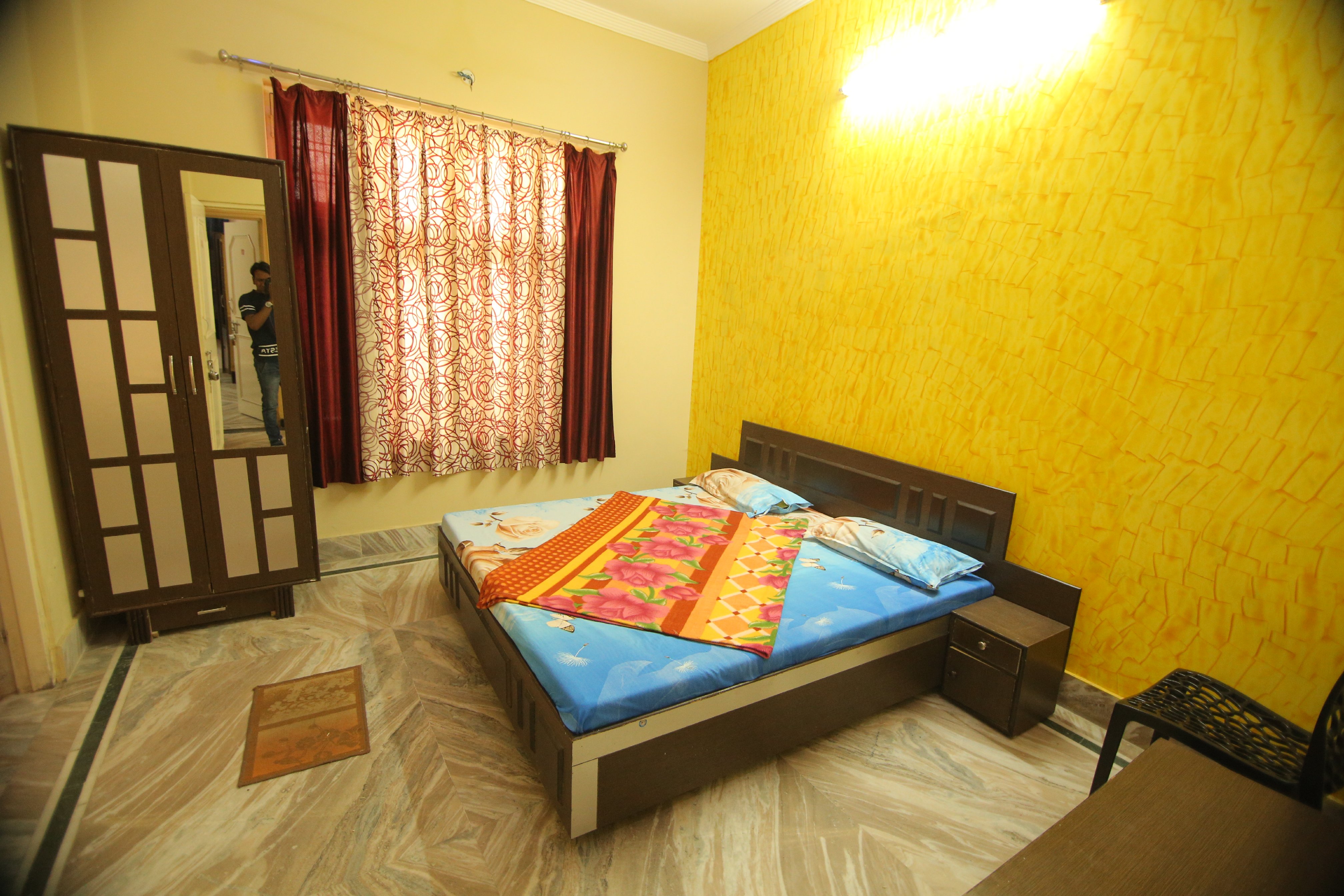 Hotel Madhusudan - Tap to explore photos