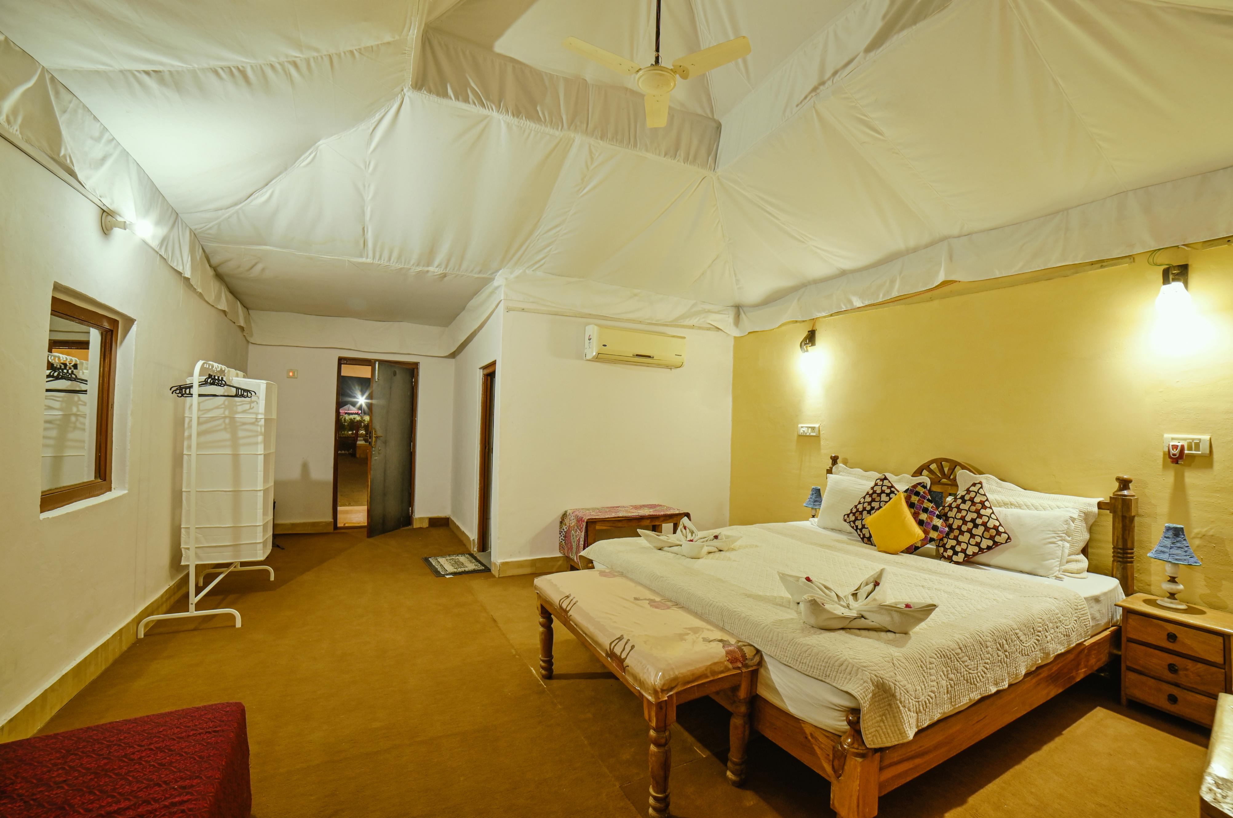 Lakhmana Desert Camp Room Type - Royal AC Swiss Cottage