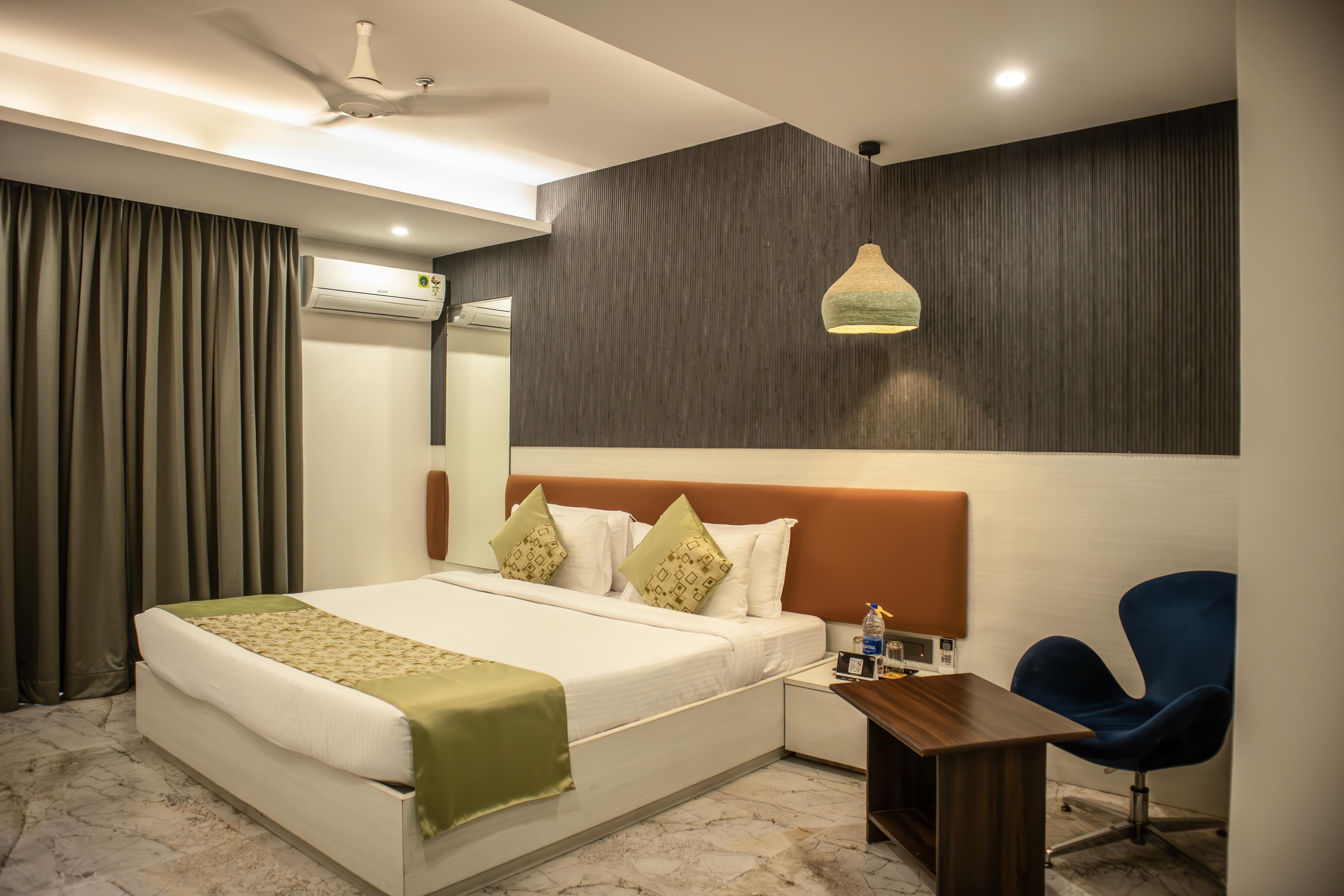 Papaya Tree Room Type - Premium Deluxe