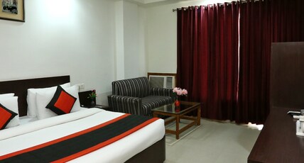 33 Hotels Room Type - Deluxe Room (Free Banganga Drop) 33 Hotels Room Type - Deluxe Room (Free Banganga Drop)