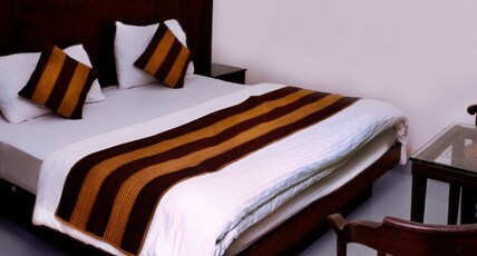 Hotel Le Alfanso Room Type - Deluxe Room