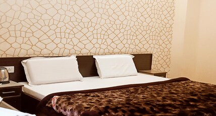 Hotel Orange Classic Room Type - Deluxe Family Room with Balcony