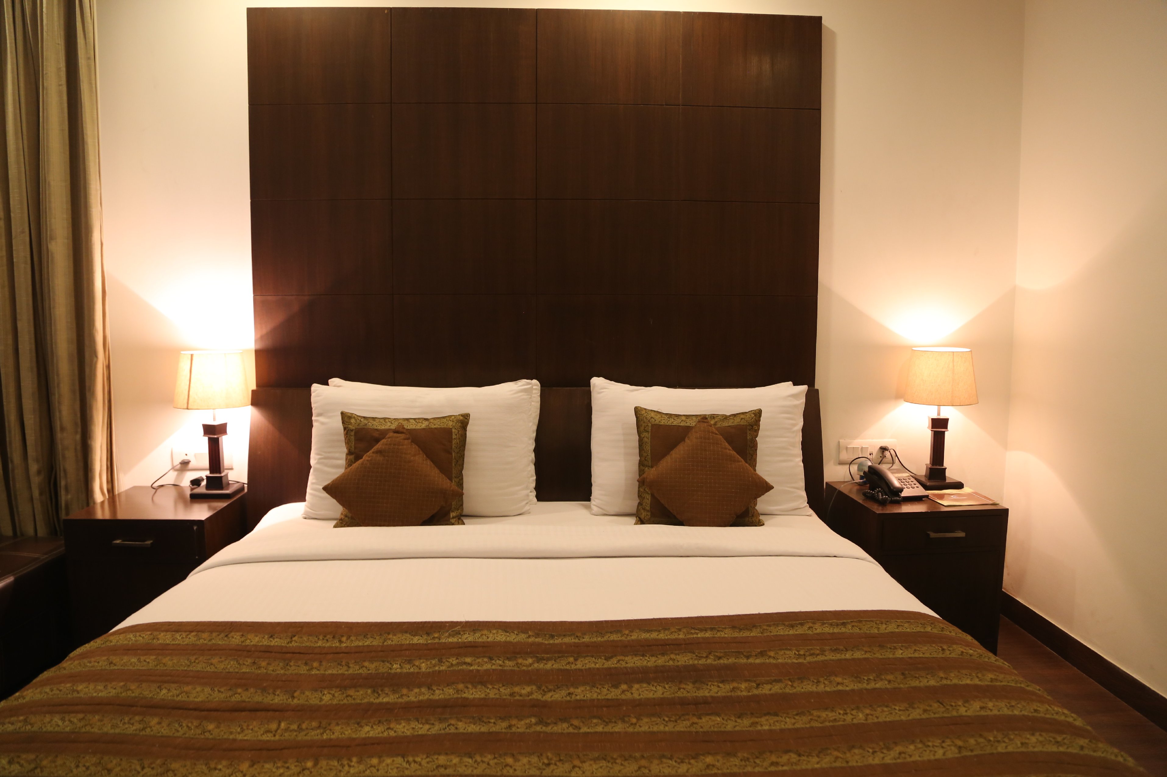 Divine Paradise Tavisha South Delhi - Tap to explore photos