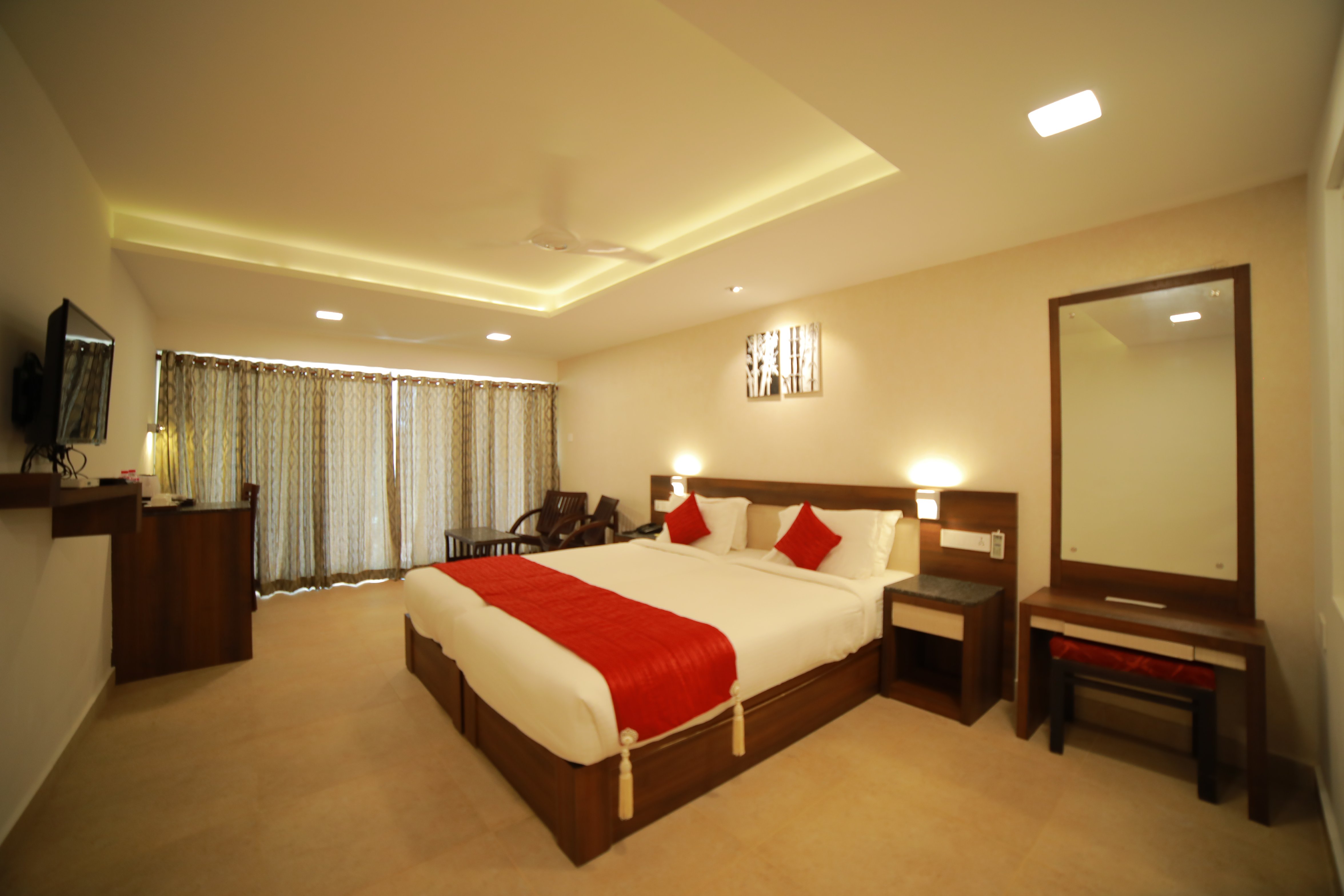 Hotel Seaface - Kovalam Room Type - Deluxe Room with Balcony | Sea View