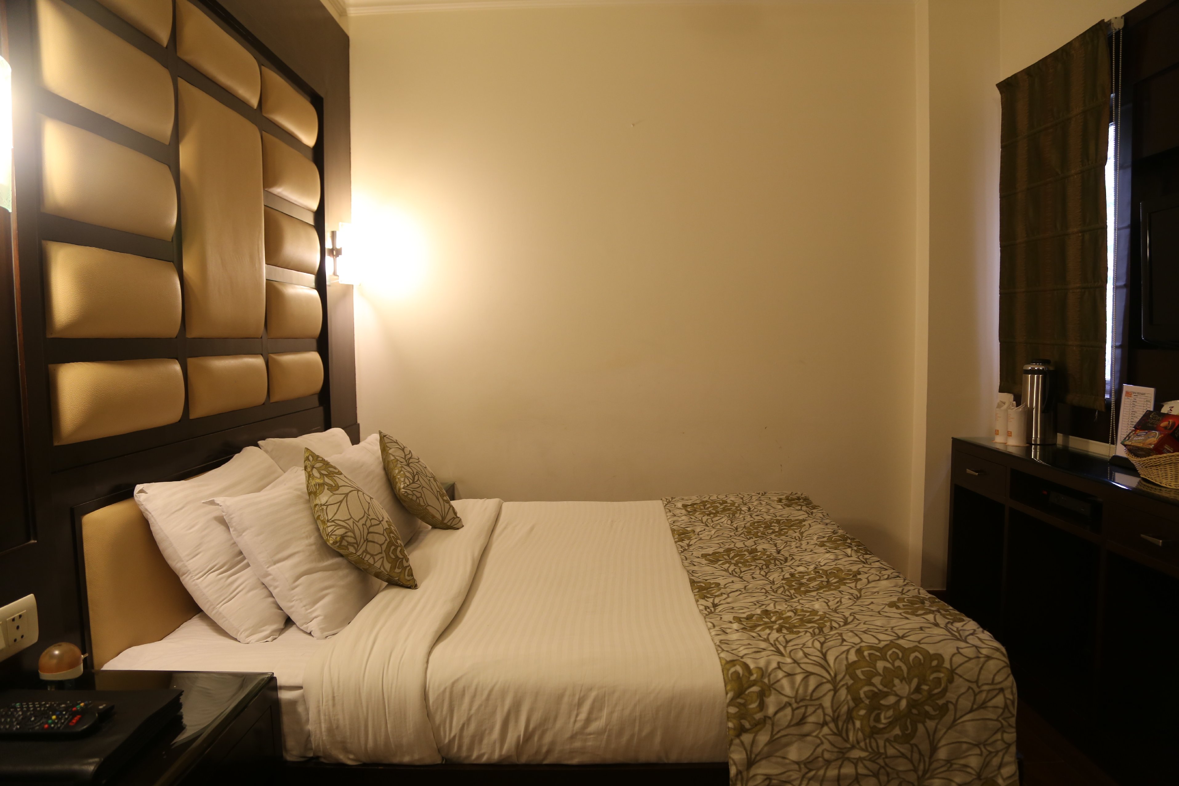 Hotel Southgate Room Type - Deluxe  Room