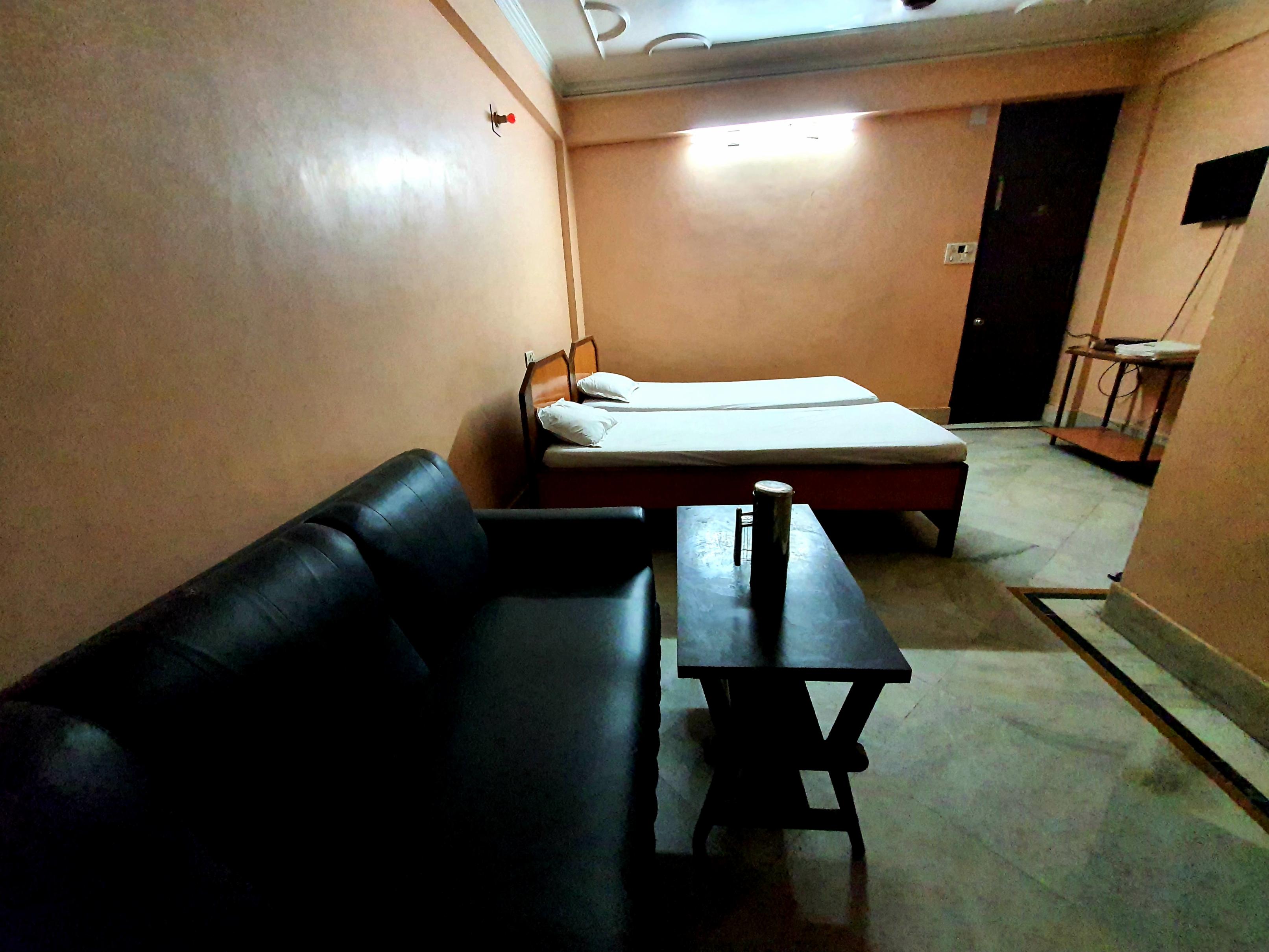 Ajatsatru Hotel Room Type - Non AC Room