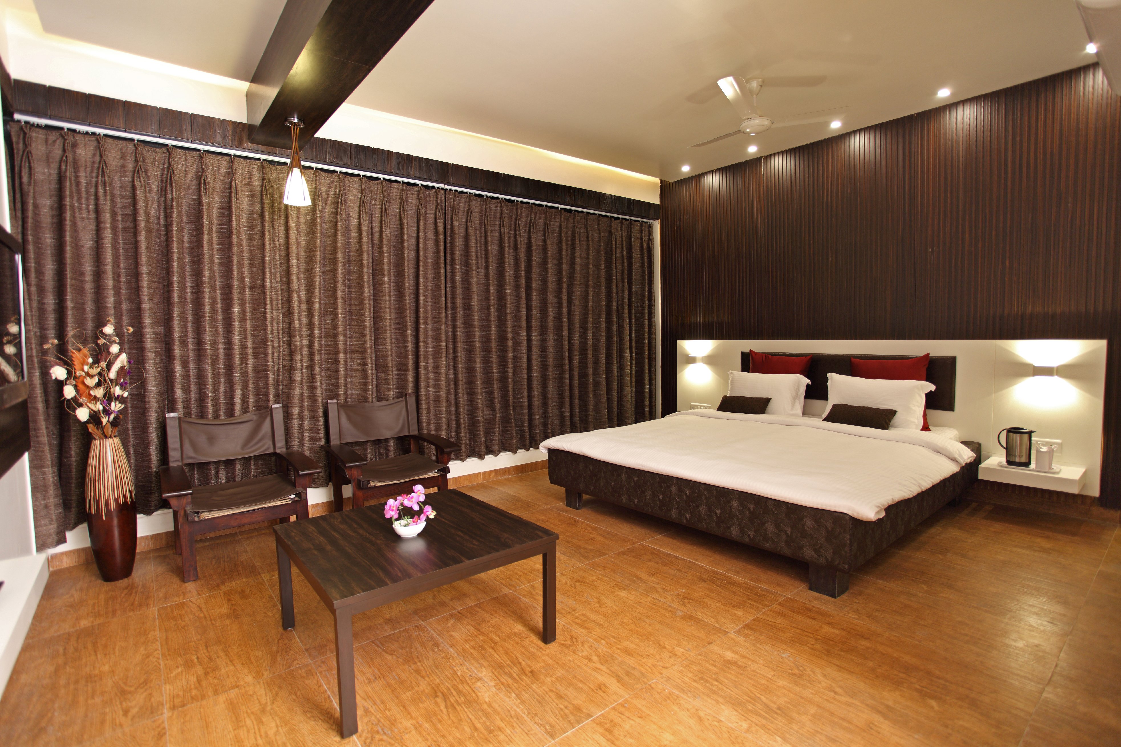 THE GRAND DAKSH Mansingh Inn Somnath - Tap to explore photos