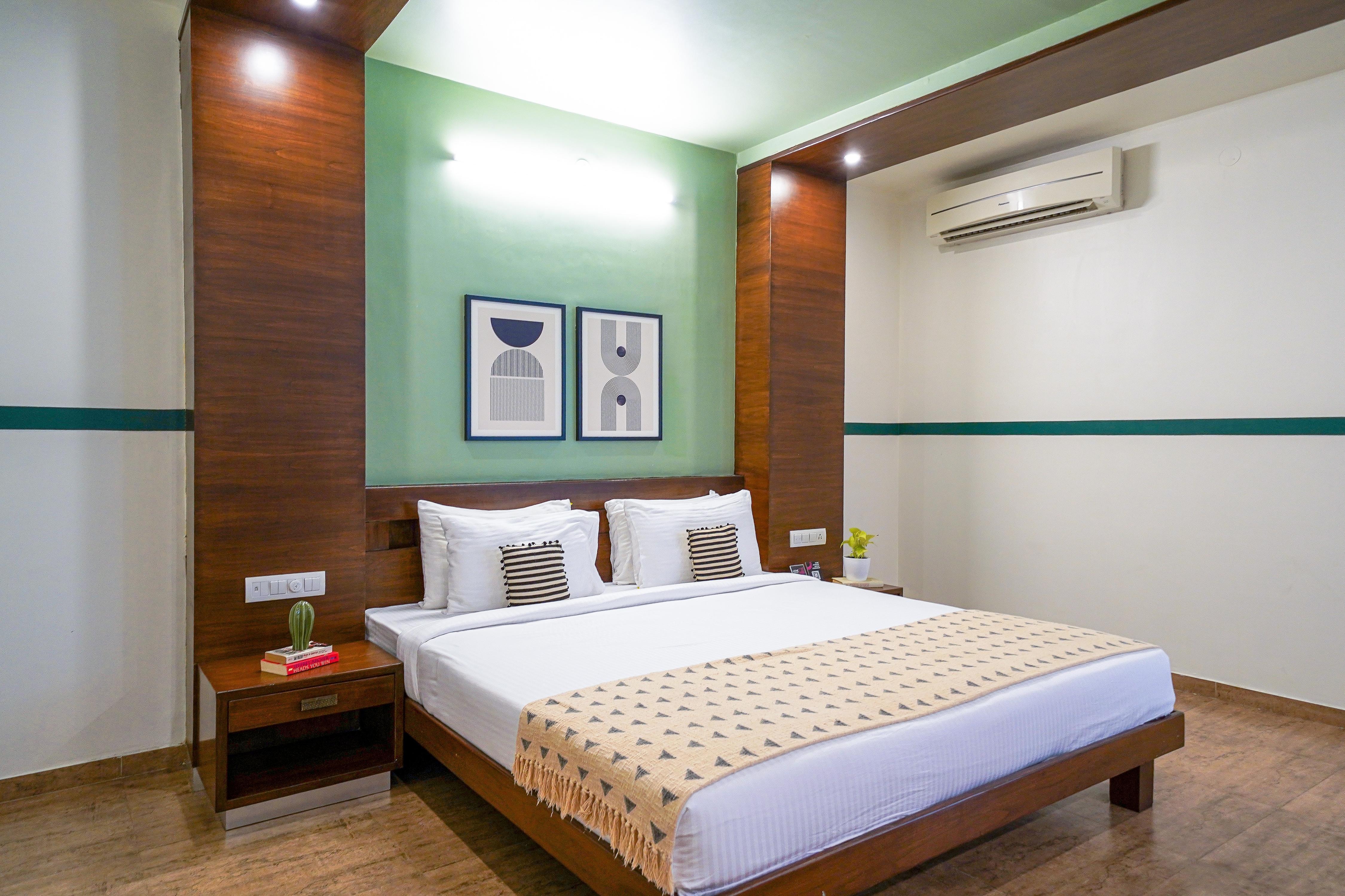 Olive Hotel Electronic City by Embassy Group Room Type - Suite King Room
