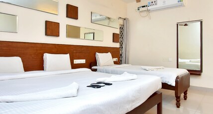 ARUNIK INN Room Type - Deluxe Triple Room